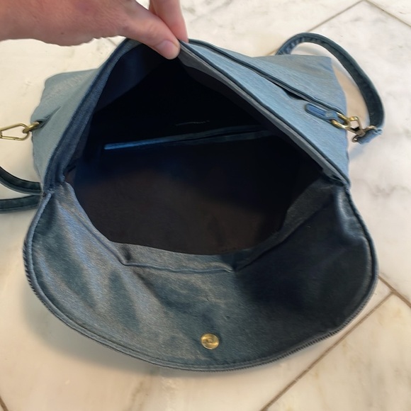 NWOT Anthropologie dark gray blue velvety soft fold over purse adjustable strap - Picture 2 of 9